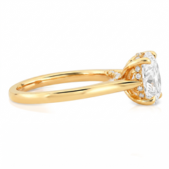 Anel Solitário com Moissanite Oval de 2cts Maeve