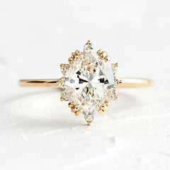 Anel com Pedra Oval em Ouro 18kK Opal - Volpi Joias