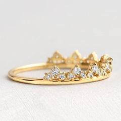 Meia Aliança em Ouro The Crown - Volpi Joias