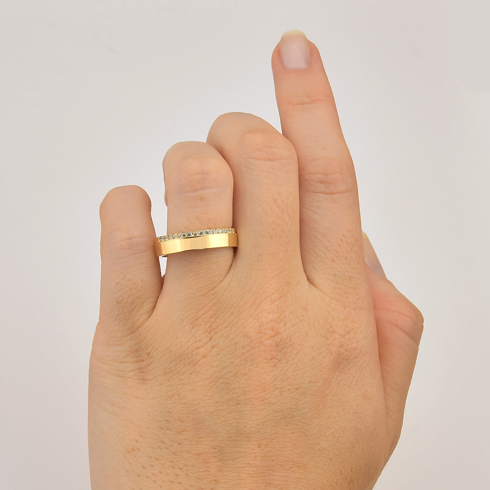 Aliança de Ouro para Noivado e Casamento Reta com Pedras na Borda