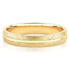 Aliança de Ouro Abaulada com Acabamento Craquelado