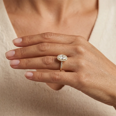 Anel de Noivado Halo com Diamante Lab Oval 1ct Condessa