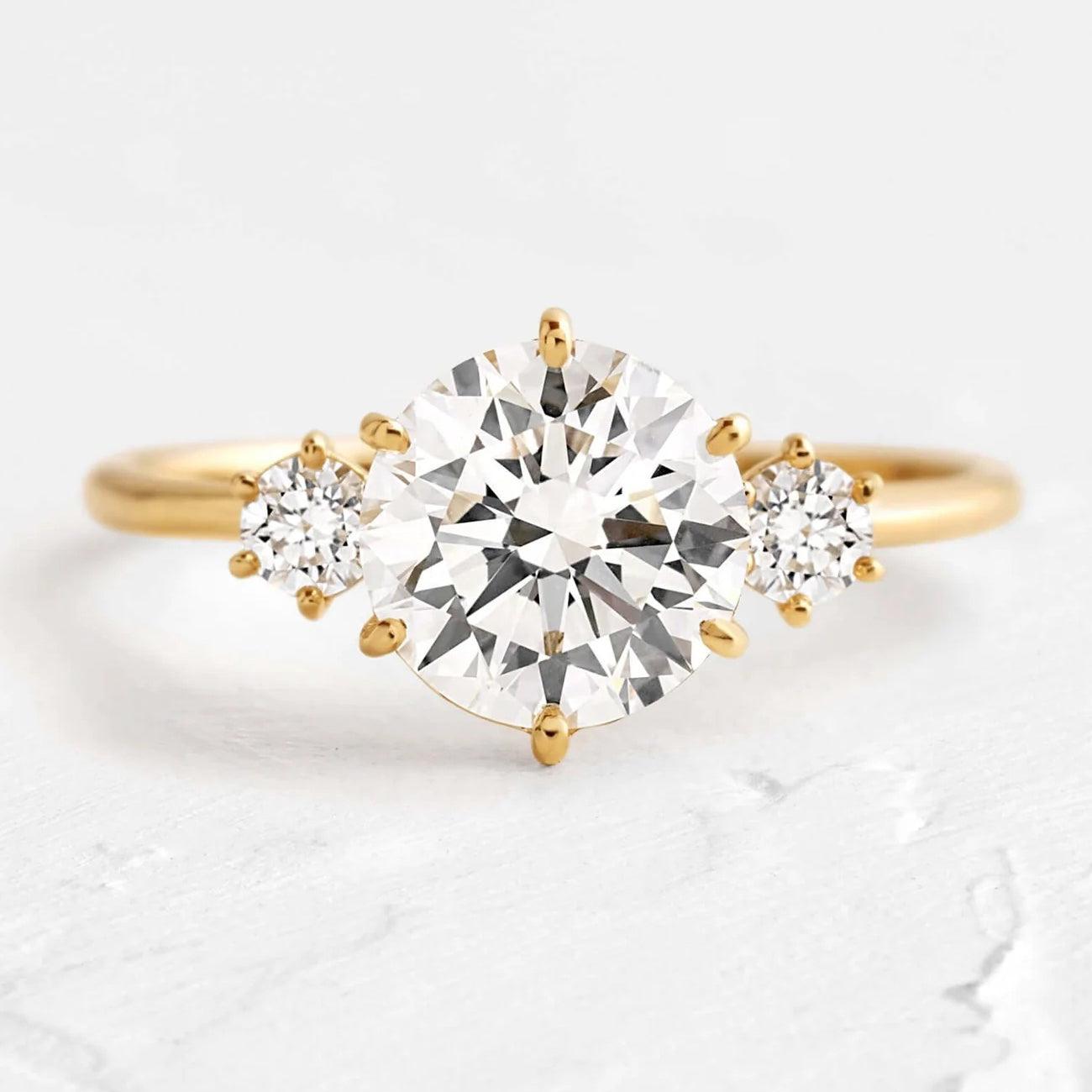 Anel de 3 Pedras 0.5ct ou 1ct Tempo - Volpi Joias