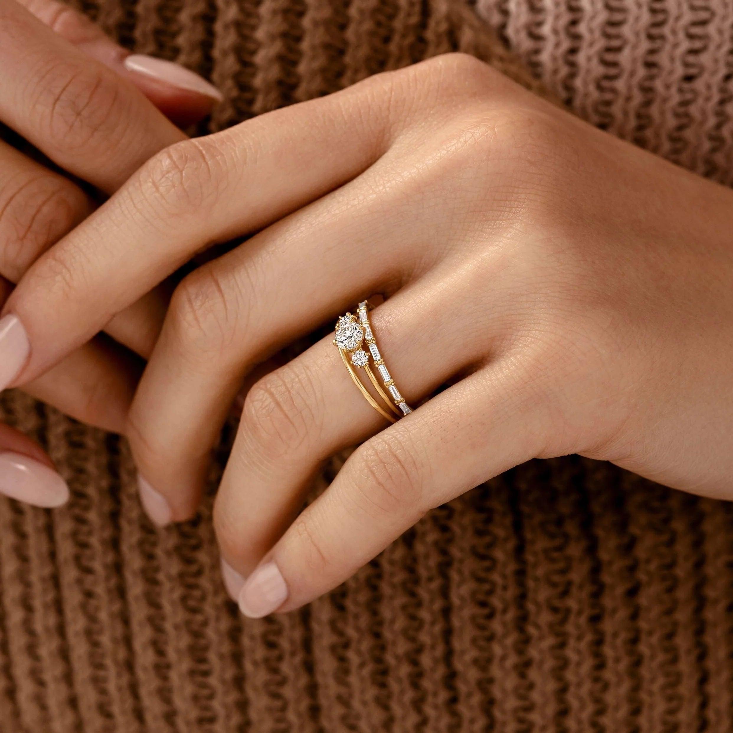 Aparador e Meia Aliança Baguete - Volpi Joias