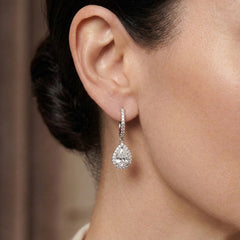 Brinco de Diamante Gota Halo