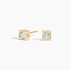 Brincos Love com Diamante Lab de 10pts (20pts total)