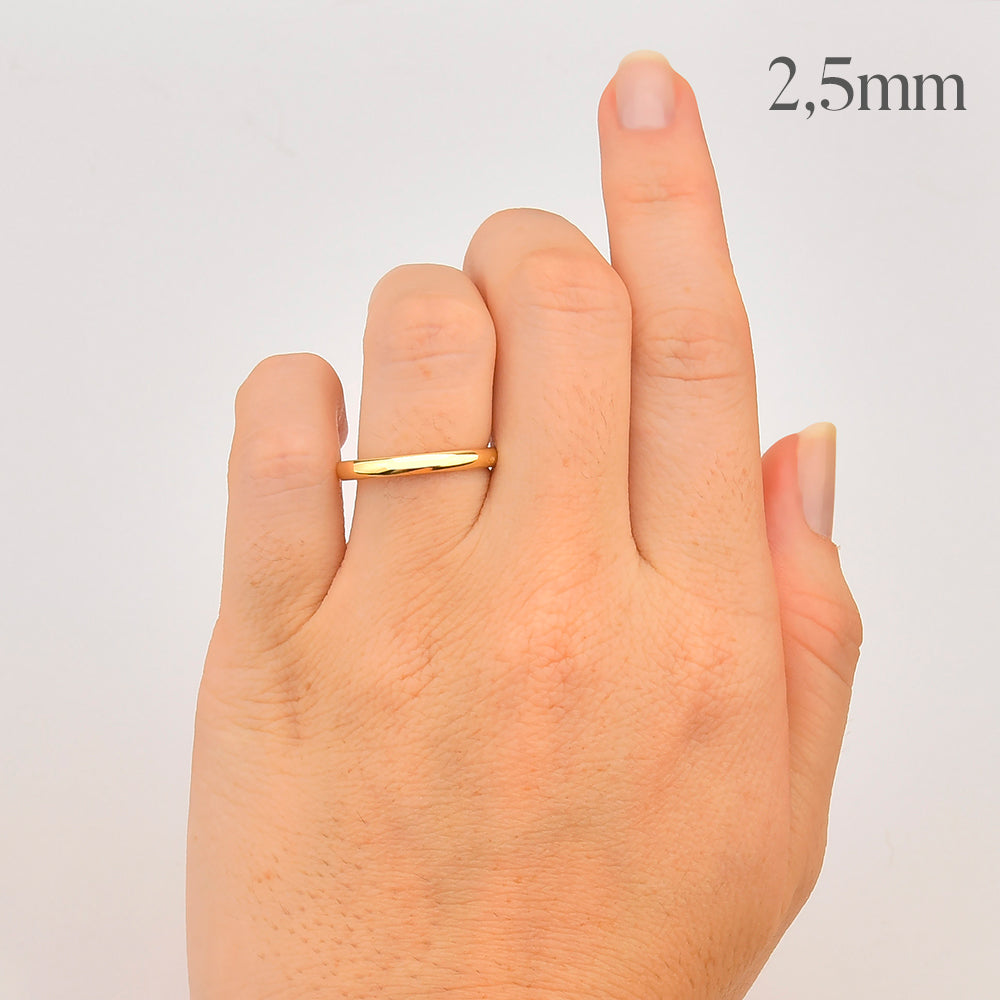 Aliança Tradicional Abaulada em Ouro 2 a 4mm