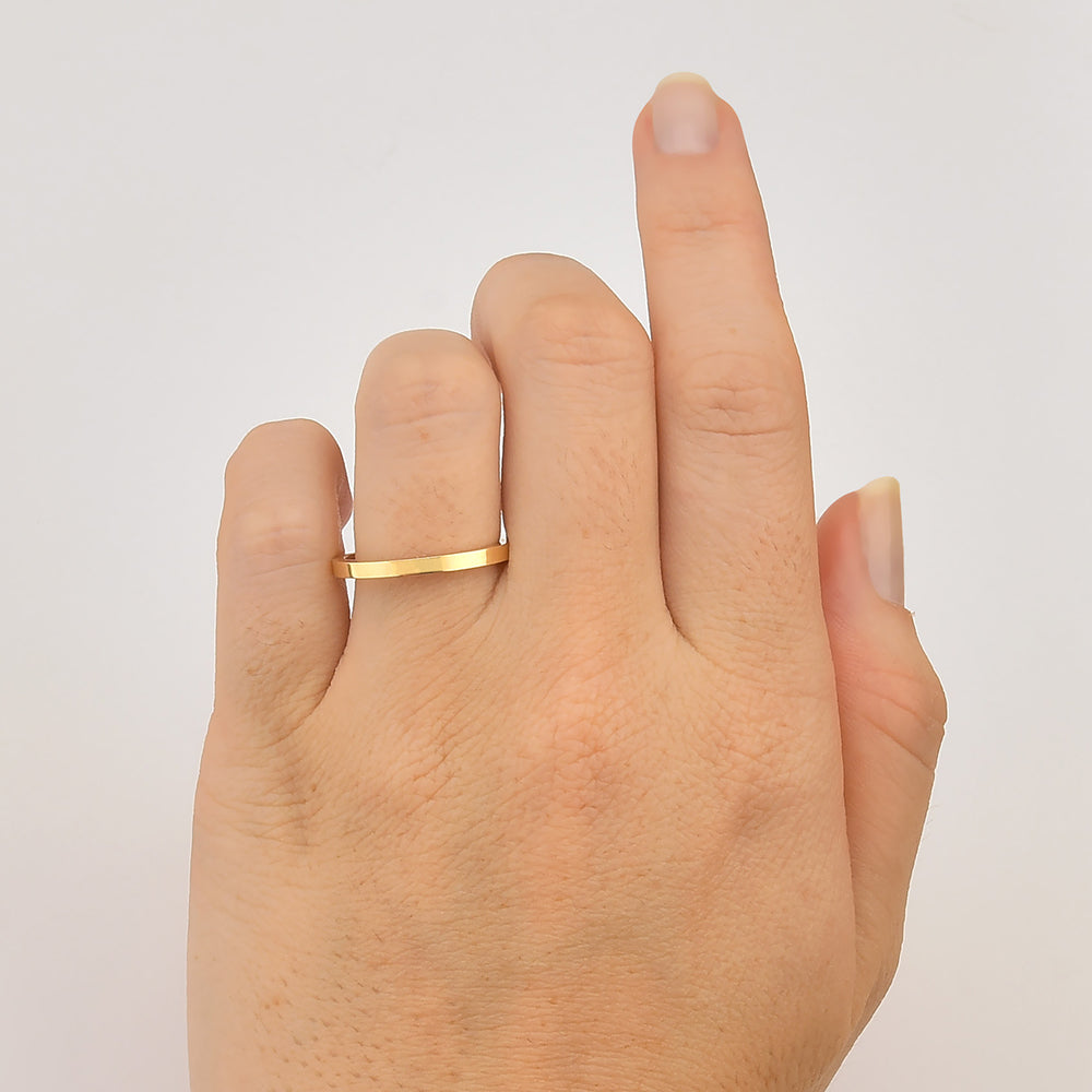 Aliança de Noivado e Casamento em Ouro Reta 2 a 4mm Flat