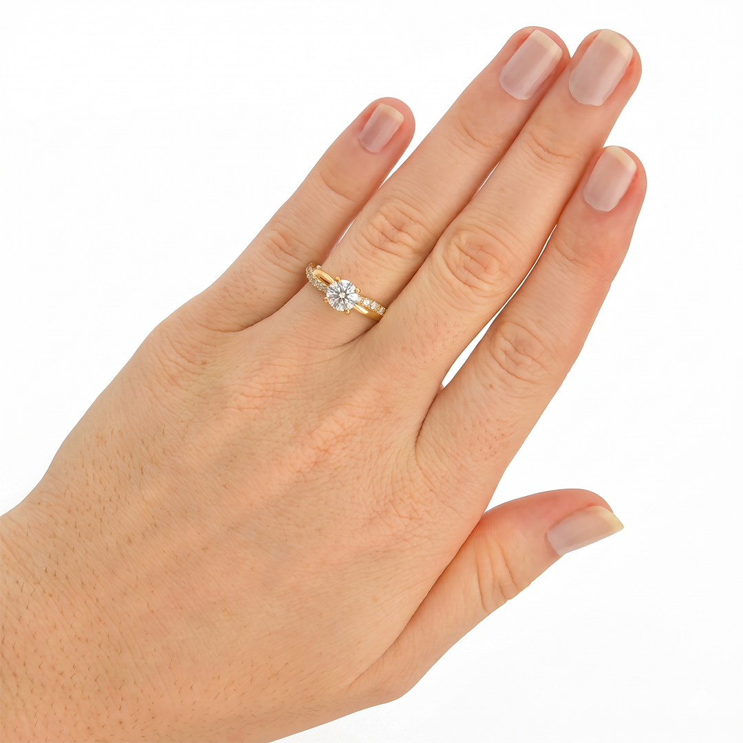 Anel de Noivado Infinity com Moissanite de 70pts