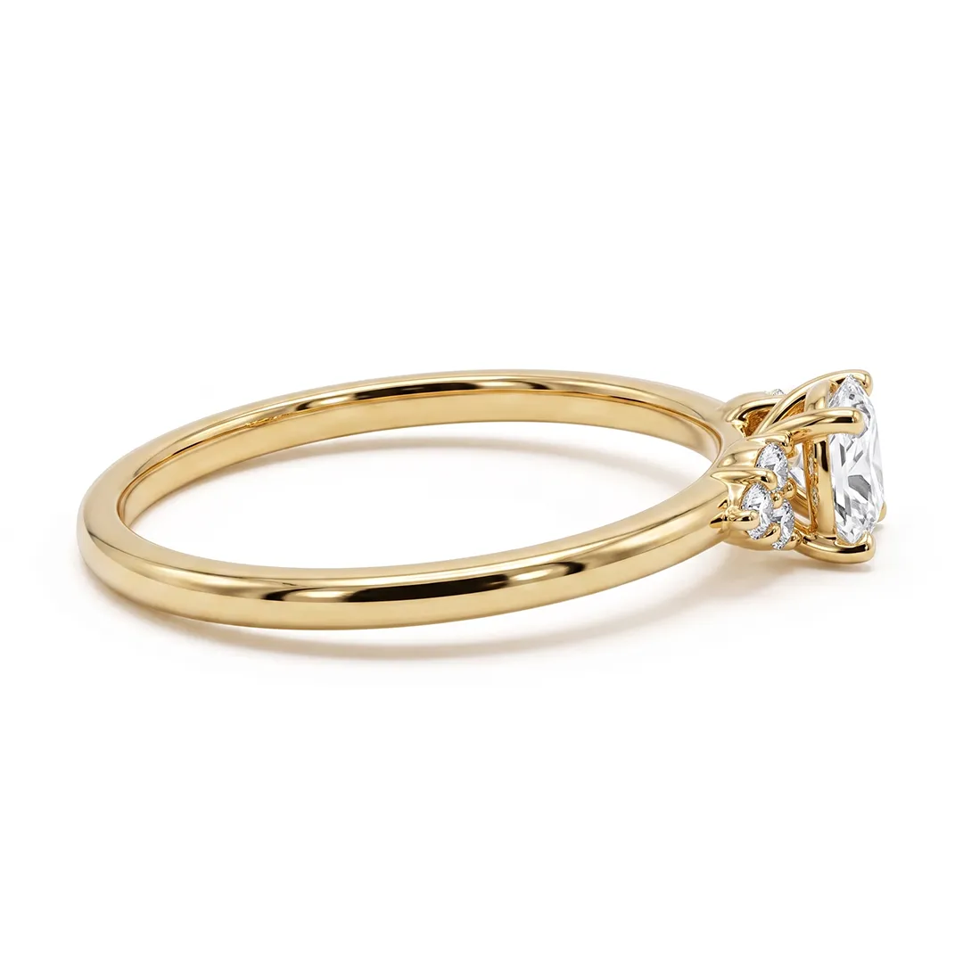 Anel de Noivado com Diamante Lab Oval 0.30ct (30pts)