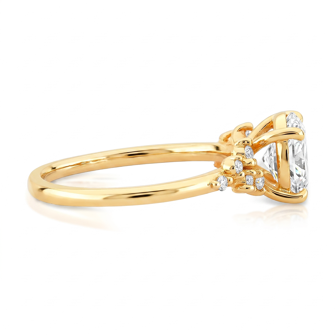 Anel de Noivado com Moissanite Oval de 1.5ct Pluma