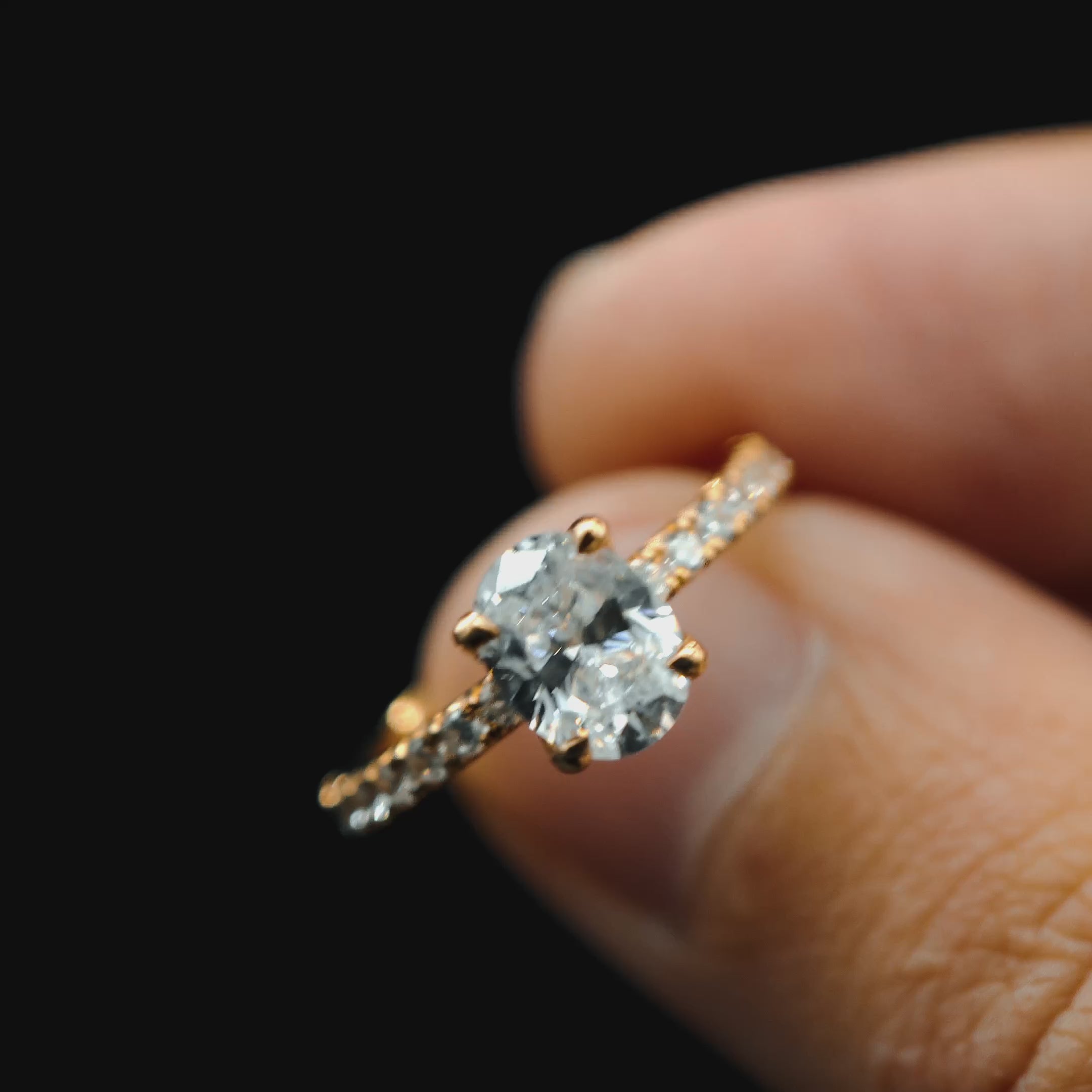 Anel de Noivado com Diamante Lab Oval 0.70ct a 2ct Jasmine