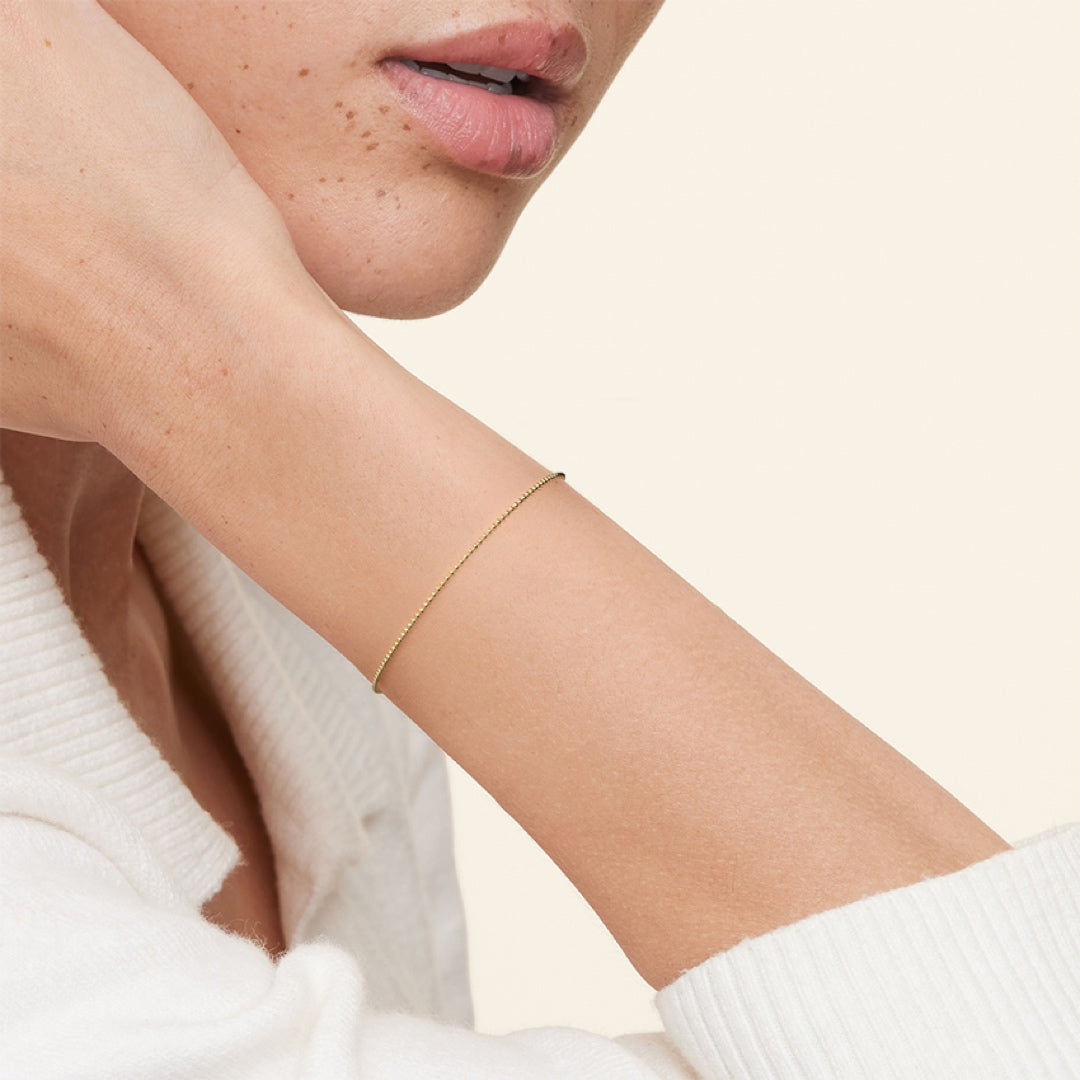 Pulseira de Ouro Minimalista Jolie