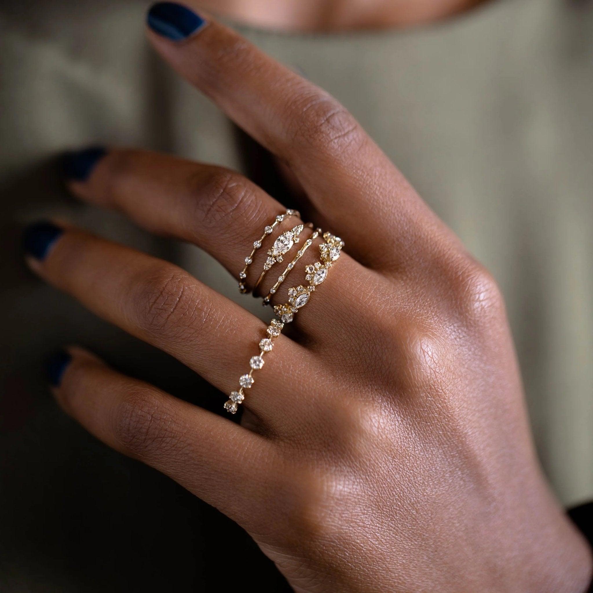 Anel Horizon em Ouro com Navete 8x4mm - Volpi Joias